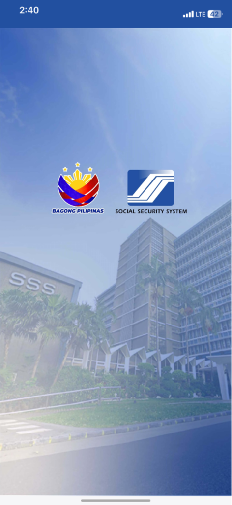 MySSS - MySSS-App-Startbildschirm mit den Logos des Social Security System und Bagong Pilipinas über einem Bild des SSS-Gebäudes