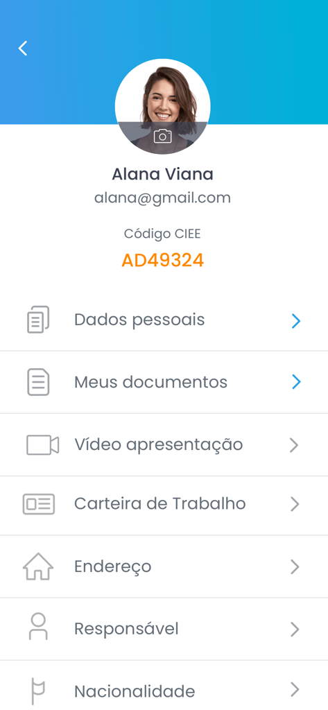 Meu CIEE - Meu CIEE app user profile screen featuring Alana Viana's personal details and menu for documents and professional information