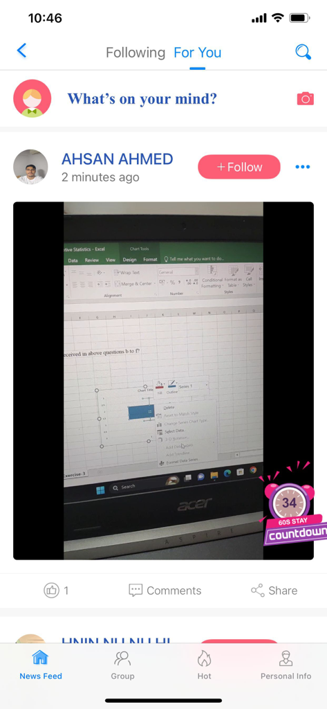 YY Circle - Get flexible jobs - Interfaz del feed de noticias de la aplicación YY Circle presentando una publicación de usuario con una foto de una hoja de cálculo de Excel y botones de interacción comunitaria.