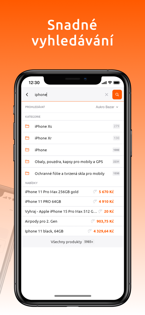 Écran de recherche de l'application Aukro montrant les catégories d'iPhone et les annonces d'enchères avec les prix.