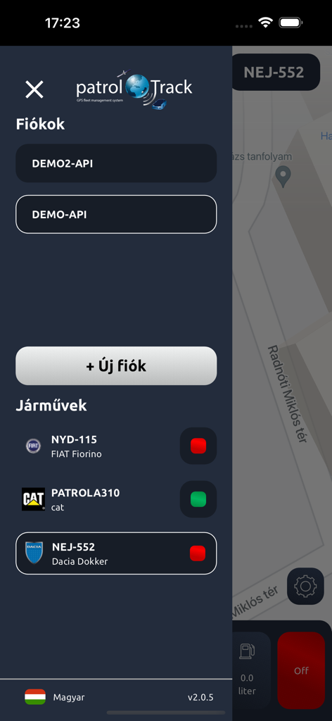 Flottenmanagement-Dashboard mit einer Liste verfolgter Fahrzeuge