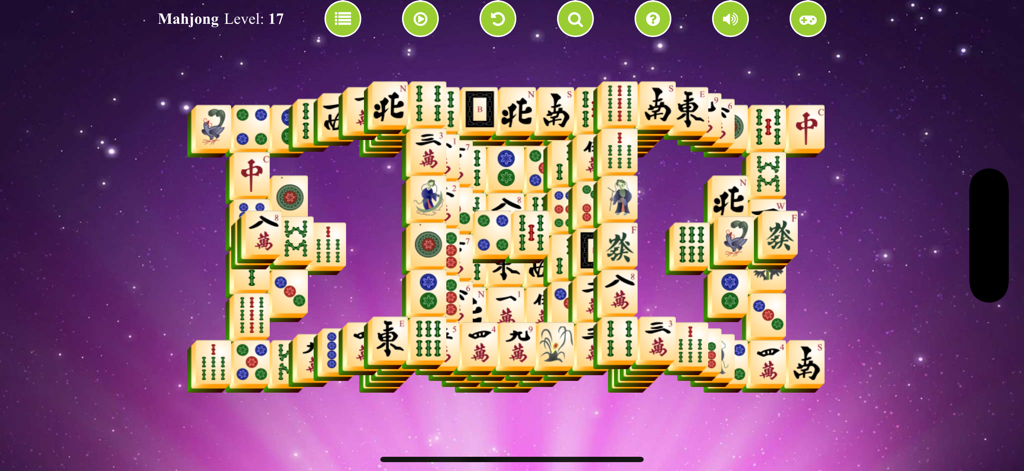 Mahjong Solitaire* - Fichas tradicionales de Mahjong Solitario dispuestas en un diseño de nivel sobre un fondo estrellado morado