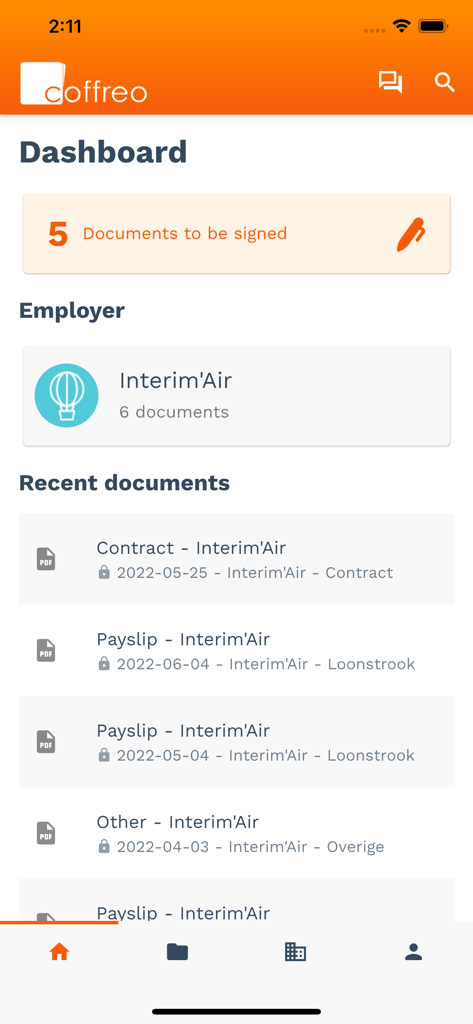 Coffreo - Coffreo app dashboard showing a summary of documents to sign and recent professional files like payslips and contracts
