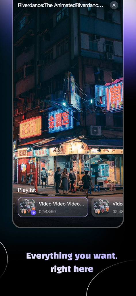 Flare-Powerful Decode - Flare Playerアプリのビデオプレイリストインターフェース。高解像度の夜景が表示されています。
