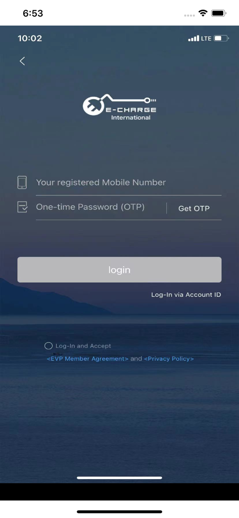 E Charge International - Tela de login do aplicativo E Charge International com campos de número de celular e OTP sobre um fundo de paisagem cênica.