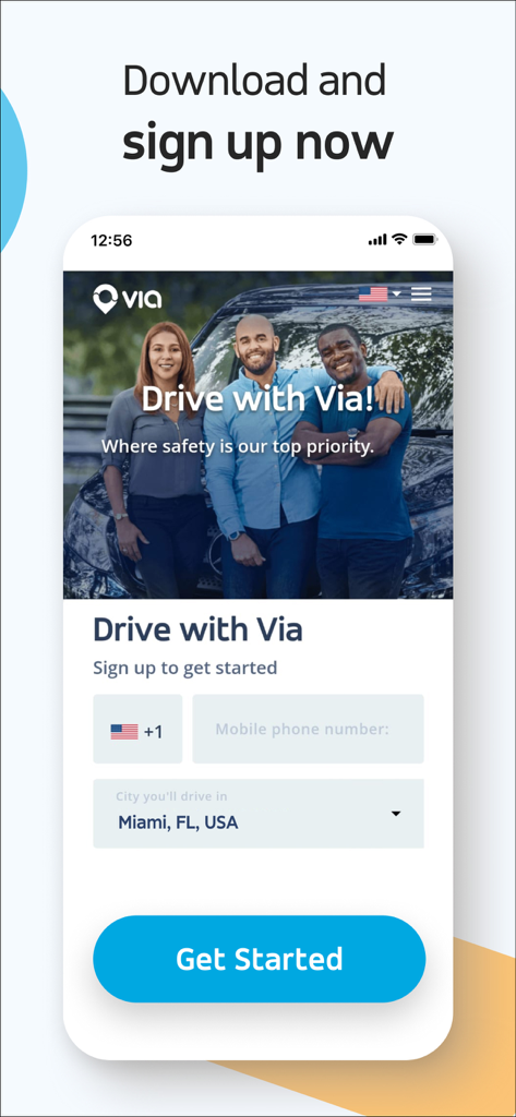 Via Driver - Écran d'inscription de l'application Via Driver affichant le formulaire d'inscription et un groupe de chauffeurs professionnels souriants.