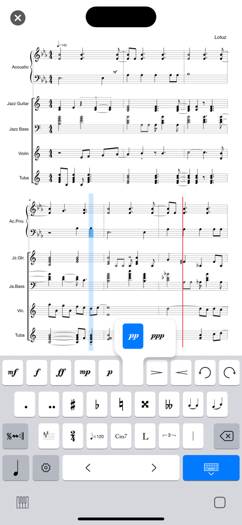 Digitaler Noteneditor, der mehrere Instrumentalstimmen und eine spezielle Notations-Tastatur anzeigt.