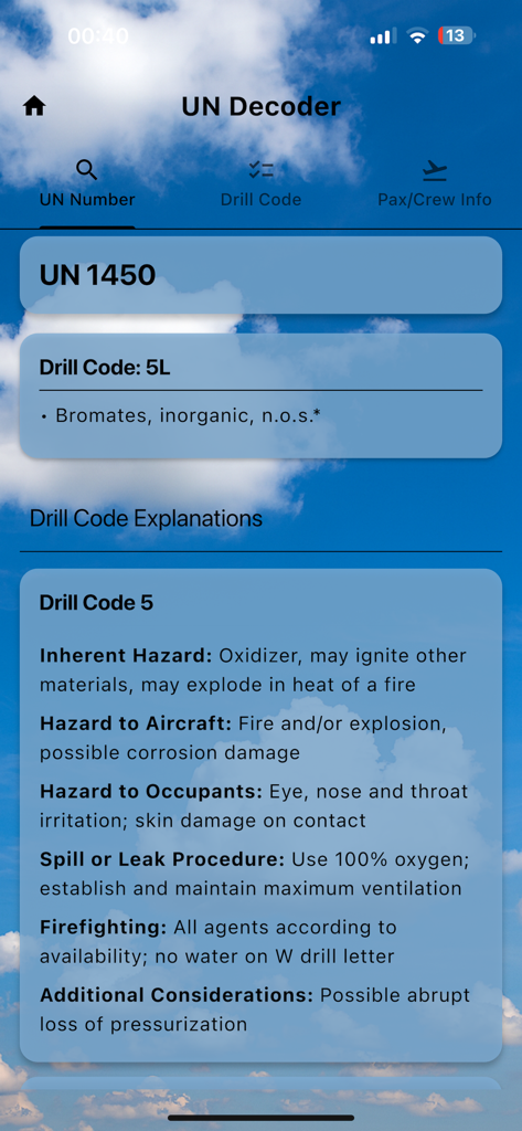 UN Decoder & Hazmat - Tela do aplicativo Decodificador UN exibindo explicações detalhadas do código de perfuração de resposta a emergências para segurança de materiais perigosos na aviação.