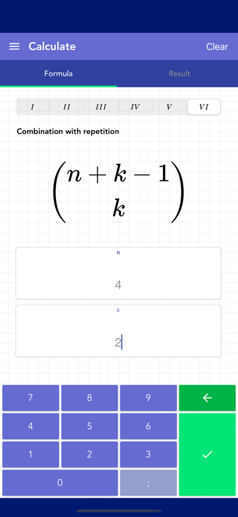 Combinatorics PRO - Die Benutzeroberfläche der Combinatorics PRO App zeigt die mathematische Formel und Eingabefelder für Kombinationen mit Wiederholung an