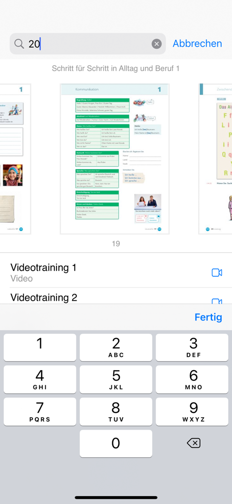 Hueber Media - Interfaz de la aplicación móvil mostrando miniaturas de páginas de libros de texto y un campo de búsqueda con un teclado numérico