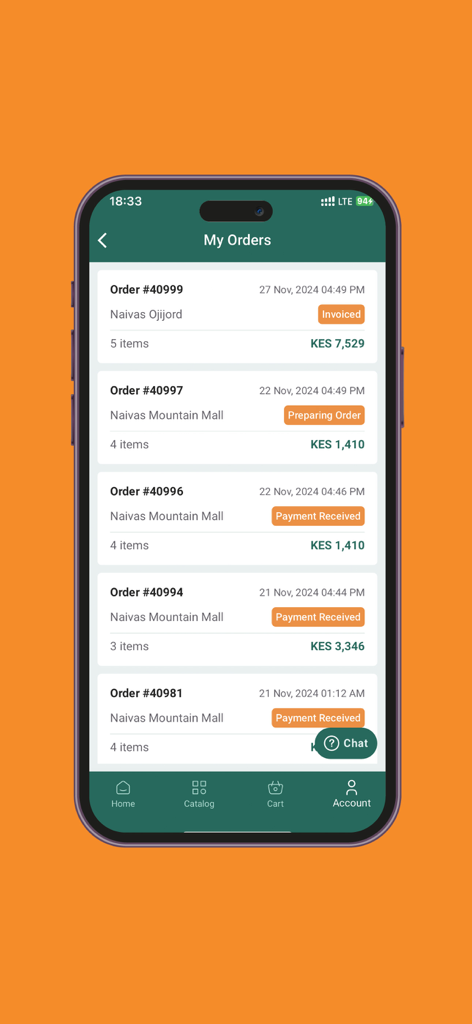 Tela do celular mostrando uma lista de pedidos de supermercado anteriores com status como pagamento recebido e pedido sendo preparado