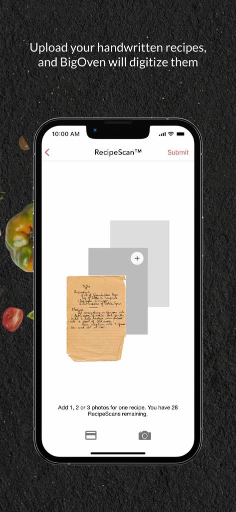 BigOven Recipes & Meal Planner - Una pantalla de smartphone que muestra la herramienta RecipeScan de BigOven utilizada para digitalizar tarjetas de recetas escritas a mano.