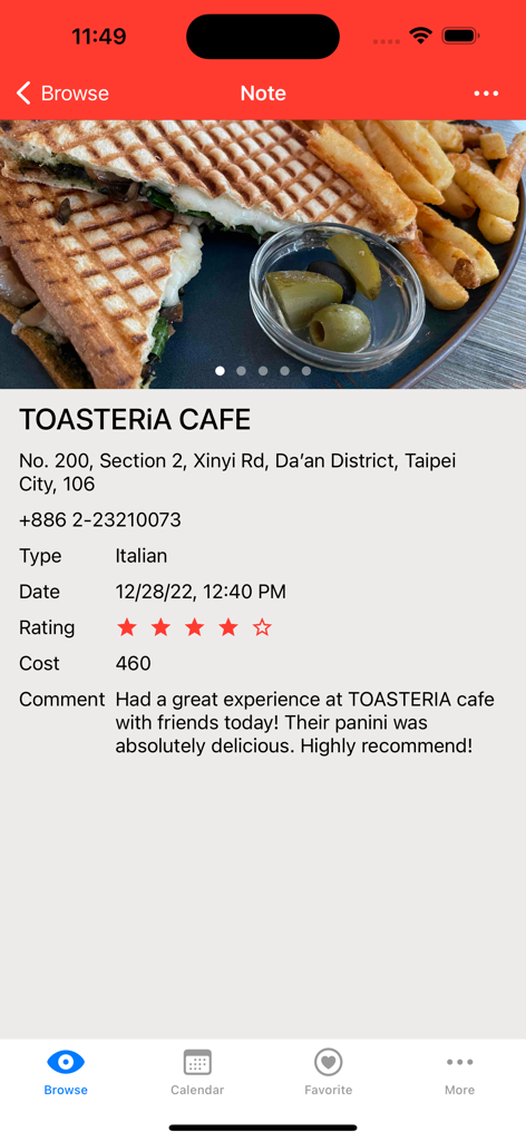 Fudo Note - Fudo Note 앱 인터페이스에서 파니니 사진과 평가 세부 정보가 포함된 Toasteria Cafe 레스토랑 리뷰를 보여줍니다.