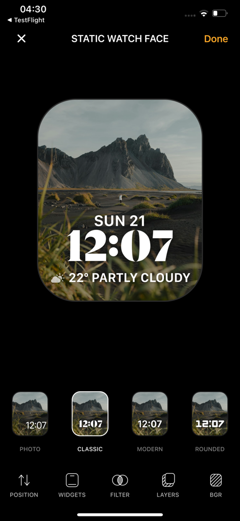 Watch Faces & Widgets Gallery - Personalizando una esfera estática de Apple Watch con un fondo de montaña y un widget meteorológico