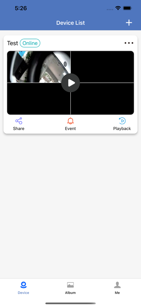 KDView App-Oberfläche, die eine Liste verbundener Sicherheitsgeräte mit einer Vorschau des Online-Kamerafeeds anzeigt