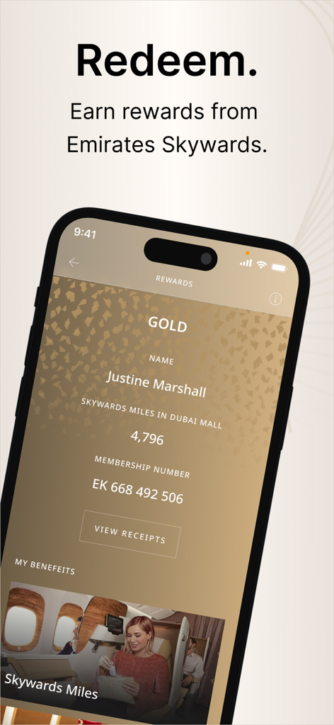 에미레이트 항공 스카이워드 리워드 및 골드 등급 회원 프로필을 보여주는 두바이 몰 모바일 앱 화면
