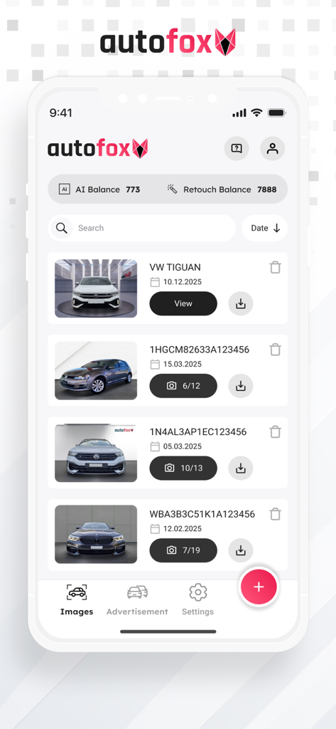 Autofox App-Oberfläche, die eine Liste von Fahrzeugbeständen eines Autohauses mit professionellen KI-verbesserten Fotos zeigt