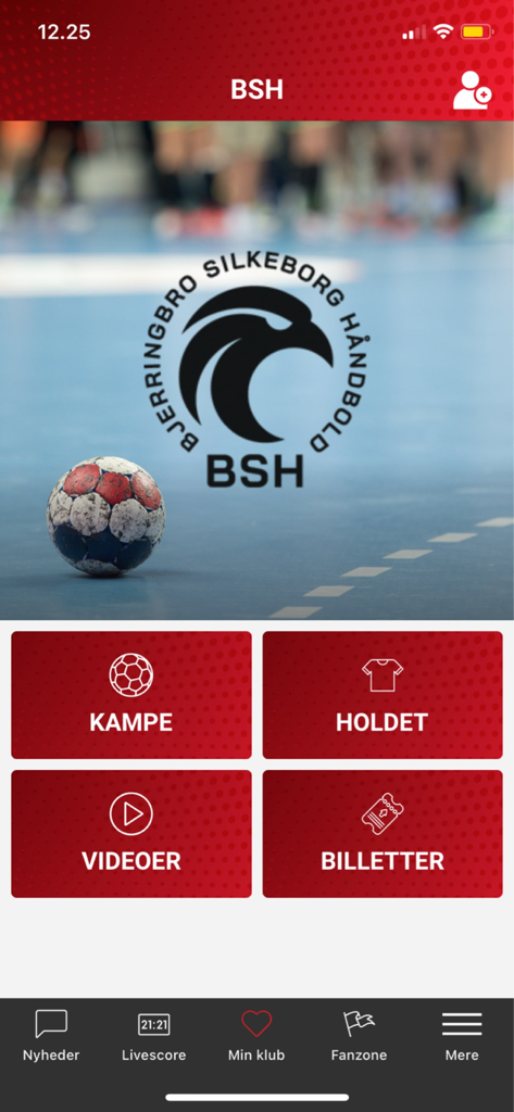 Tophåndbold - Interface of the Tophåndbold app showing the Bjerringbro Silkeborg Håndbold club page with navigation for matches, team, videos, and tickets.