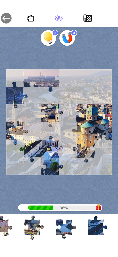 Écran de jeu d'un puzzle numérique montrant un monument de ville en cours de résolution