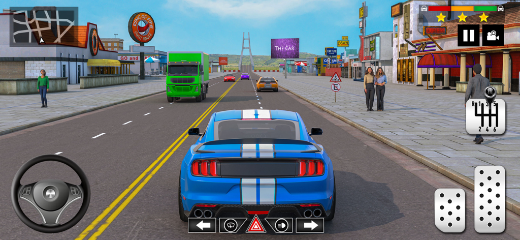 Un coche deportivo azul conduciendo por una calle de la ciudad en un juego realista de simulación de conducción con controles en pantalla