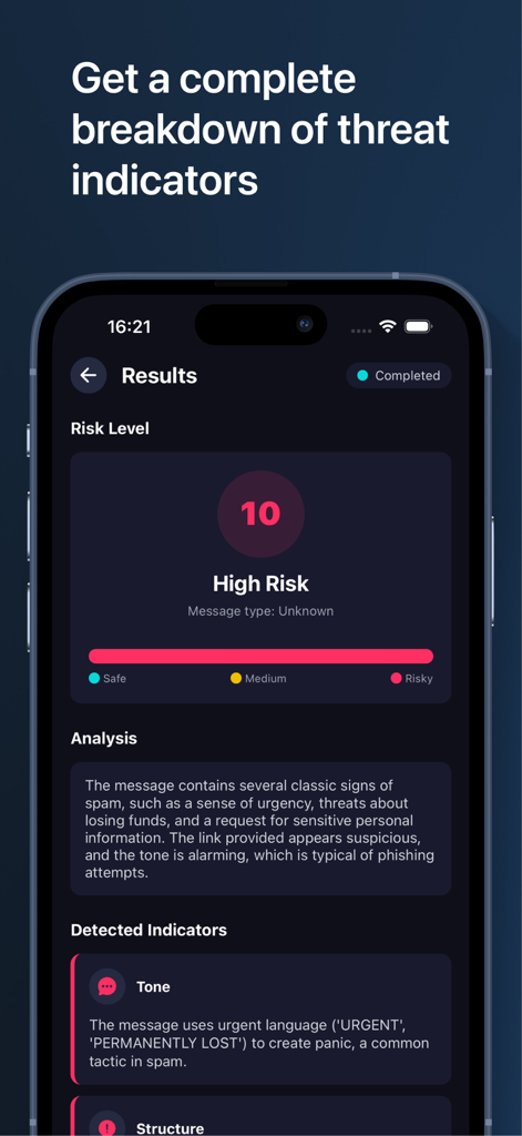 Scam Scanner, reveal scams - Un écran d'iPhone affichant un résultat d'analyse de fraude à haut risque avec un score de 10 et une ventilation détaillée des indicateurs de menace.
