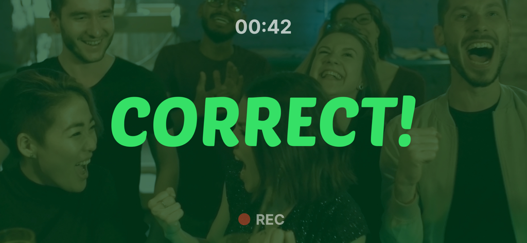 Headbands: Charades for Adults - Eine Gruppe von Freunden feiert eine richtige Antwort in der Headbands-Charades-App