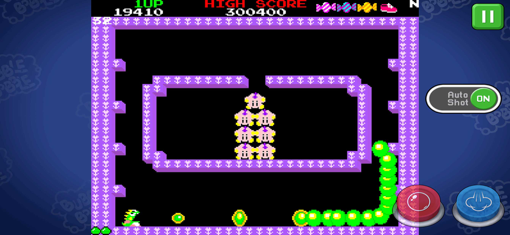 Classic 8-bit gameplay of BUBBLE BOBBLE featuring Bubblun the dragon.