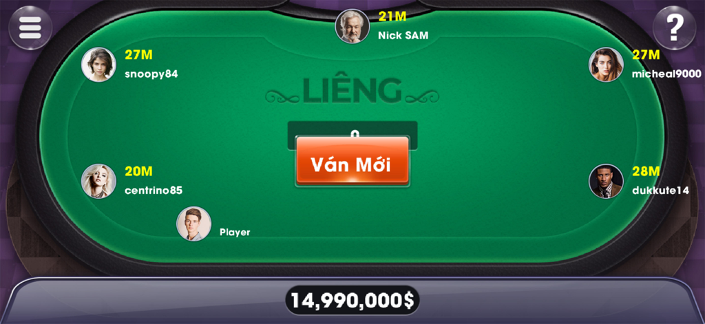Vista de juego del juego de cartas Liêng con una mesa verde y saldos de moneda virtual