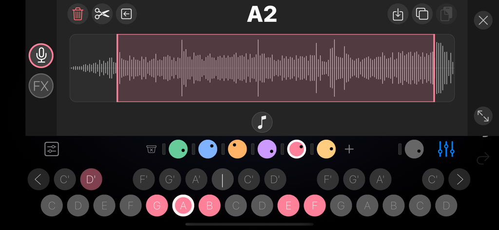 Otoo - L'interface de l'échantillonneur audio de l'application Otoo présentant une forme d'onde enregistrée et un clavier circulaire pour la production musicale