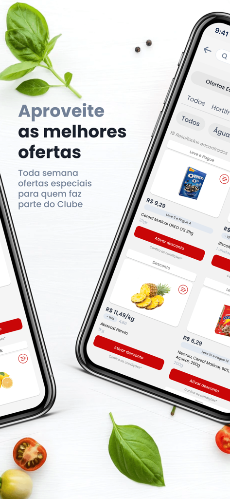 Clube Stok Center app interface showing exclusive weekly grocery offers and discount coupons.