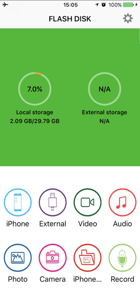 i-USB-Storer main dashboard showing iPhone and external storage levels with icons for photos videos and music