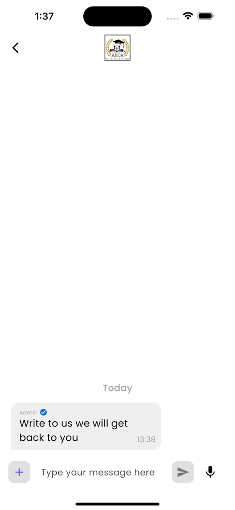 In-app chat support interface for students in the AKCA education platform