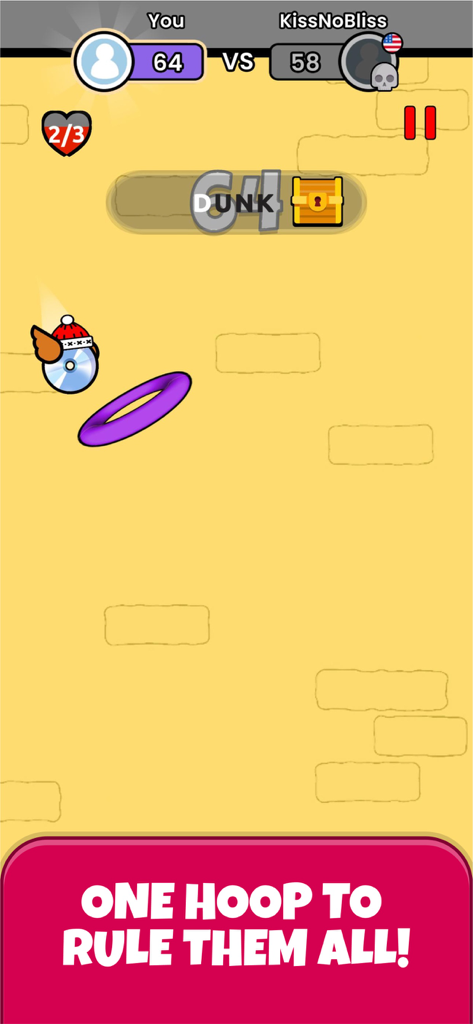 Flappy Dunk Mobile-Spiel-Screenshot mit einem Versus-Modus mit einer geflügelten Scheibenfigur und lila Ringen.