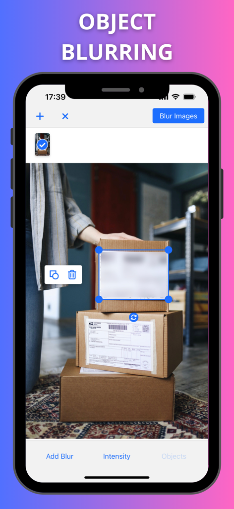 Blur Face On Photo - Mobile app interface showing a shipping label on a box being blurred for privacy