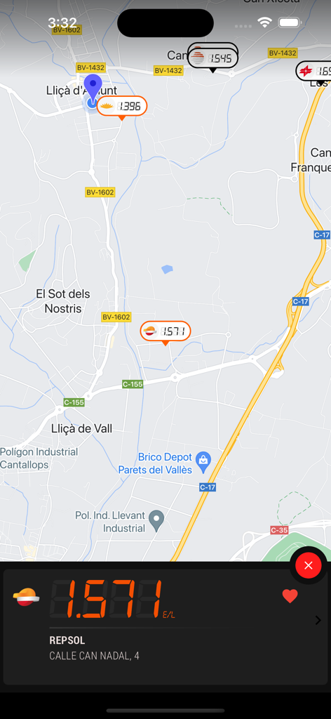 Gasolineras de España map view showing real-time fuel prices for gas stations in Spain