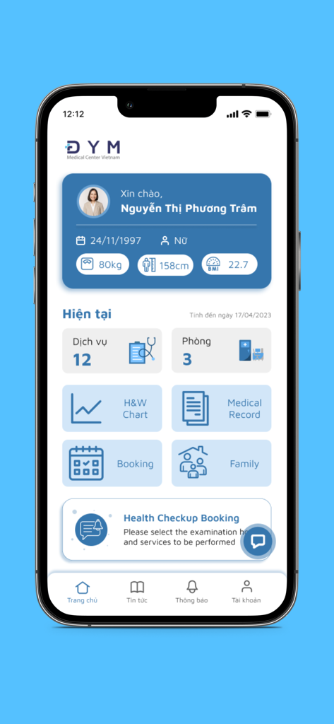 DYM Medical - Die Startoberfläche der DYM Medical App mit persönlichen Gesundheitsmetriken und Navigation für Krankenakten und Buchungen