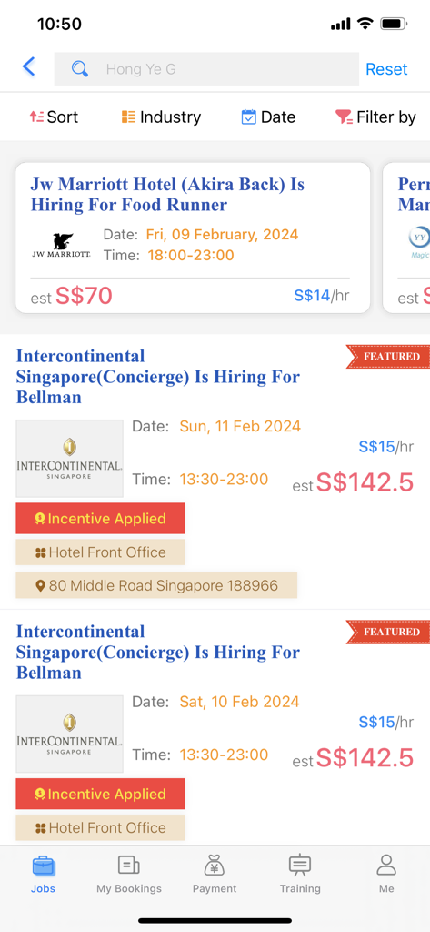 YY Circle - Get flexible jobs - Interfaz de la aplicación YY Circle mostrando listados de trabajos de hostelería con horarios de turnos y ganancias estimadas