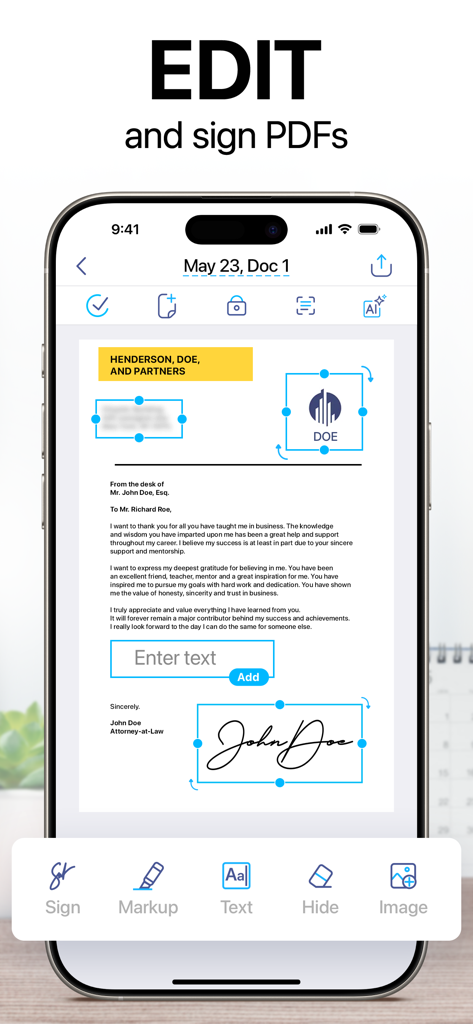 Interfaz de la aplicación móvil iScanner para editar y añadir firmas digitales a documentos PDF