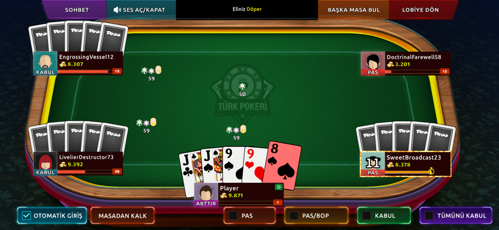 Turk Pokeri - Jeu de Turk Pokeri montrant une table verte numérique avec cinq joueurs et des cartes.