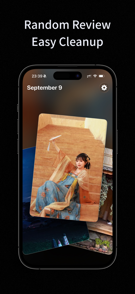 La interfaz de la aplicación linger muestra una revisión aleatoria de fotos en la pantalla de un iPhone.