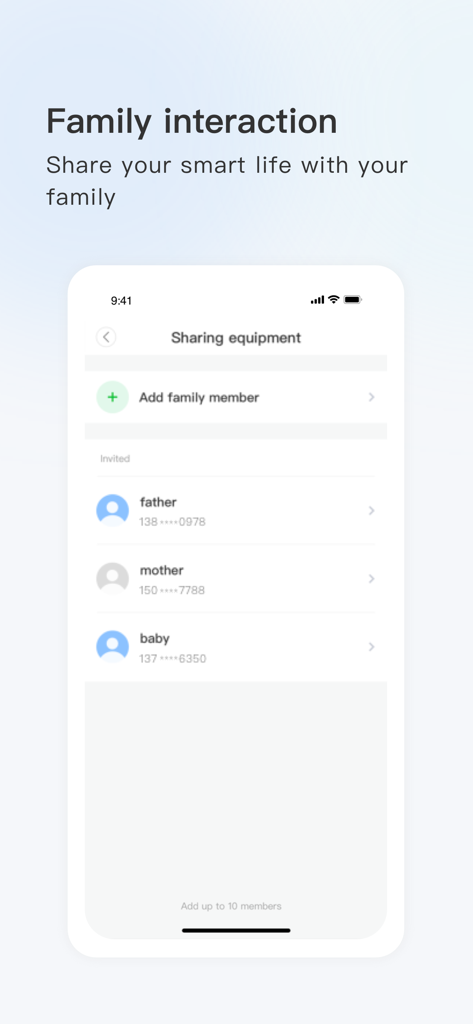 Pantalla de la aplicación YCC365 Plus que muestra cómo compartir el acceso a la cámara con miembros de la familia como padre, madre y bebé