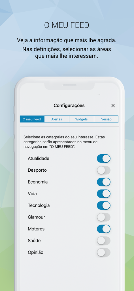 Personalization settings in the SAPO app showing category toggles for a custom news feed.