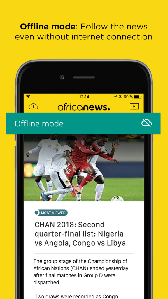 Screenshot der Africanews Mobile App, der die Offline-Modus-Funktion mit einem Nachrichtenartikel über afrikanischen Fußball hervorhebt