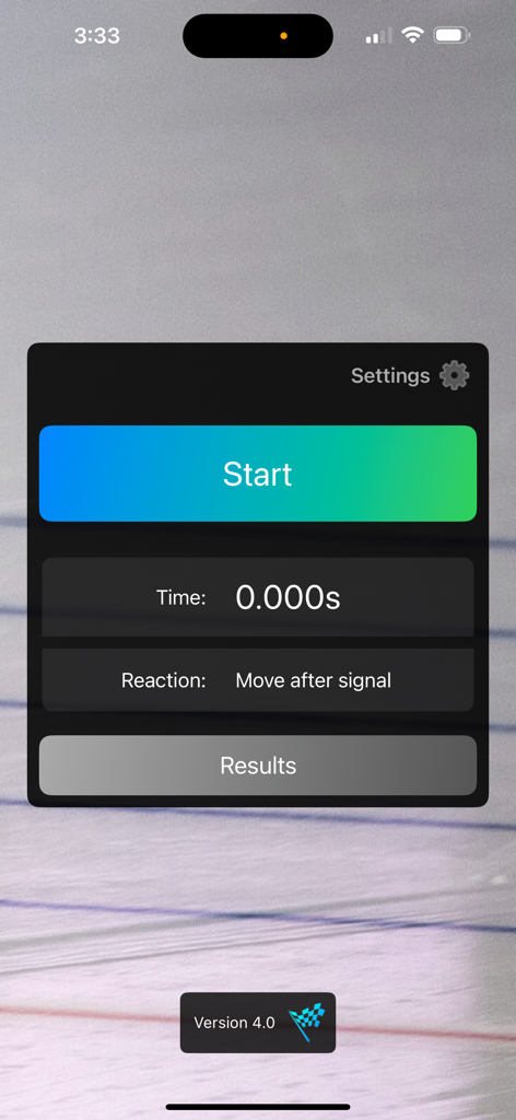 Racing Start Simulator - Main screen of the Racing Start Simulator app showing the start button and reaction time display