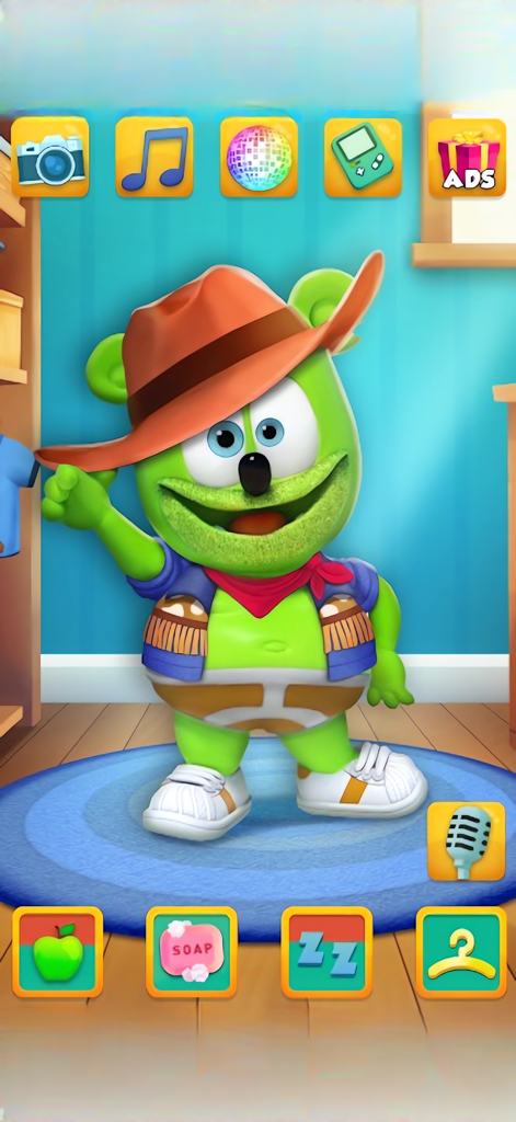 My Talking Gummy Bear - El personaje Mi Osito Gominola Parlante vestido con un sombrero y chaleco de vaquero dentro de la interfaz del juego móvil.