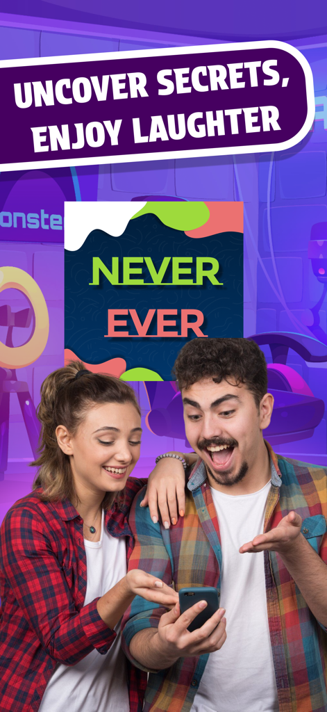 Never Ever:Offline Game - Deux jeunes adultes riant et regardant le jeu social Never Ever sur un téléphone mobile
