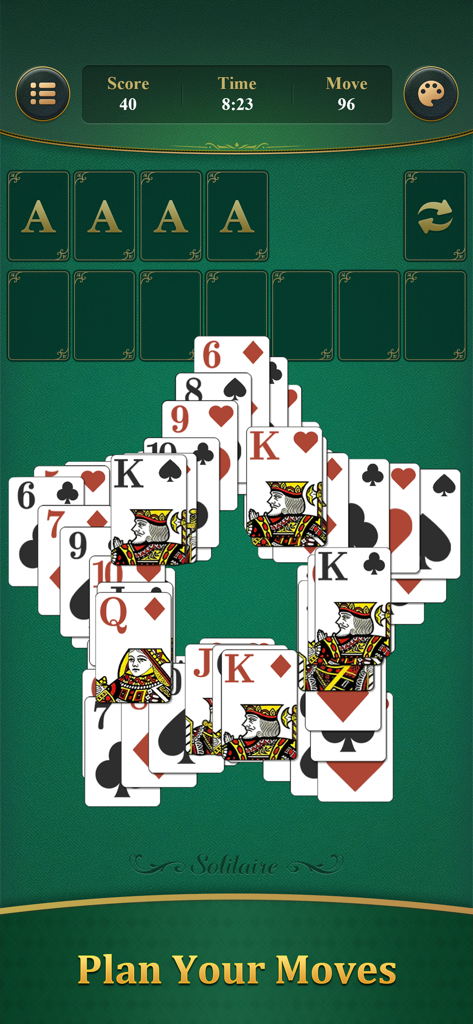 Solitaire Klondike: Brain Game - Jugabilidad de Solitario Klondike mostrando cartas y el texto Planifica tus Movimientos