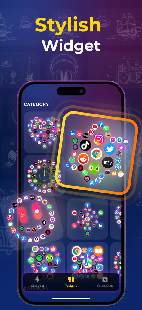 Color Widgets & Themes: Wiggle - A gallery of creative home screen widgets showing app icons organized into unique geometric shapes