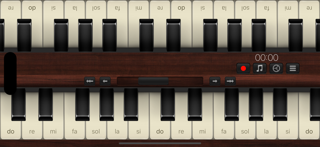 Una interfaz de aplicación de órgano virtual en modo dúo que muestra dos juegos de teclas de piano orientadas en direcciones opuestas con etiquetas de notas musicales.