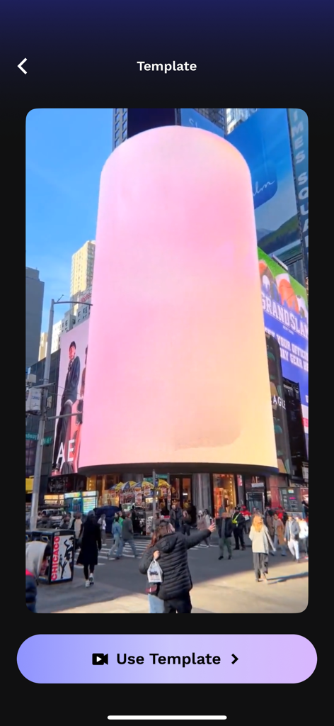 CGI Video Ads Maker - VFX Ads - 街中に巨大なピンクの3Dオブジェクトが表示されたCGI動画広告テンプレートのモバイルアプリインターフェース